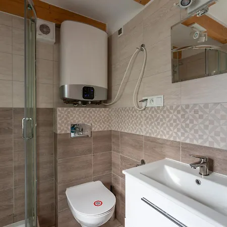 Homes 別荘 プツク